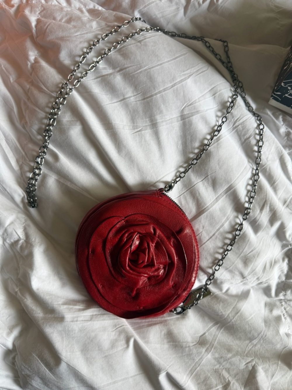 NWT Authentic Valentino Garavani Mini Leather Red Rose Chain Crossbody Bag